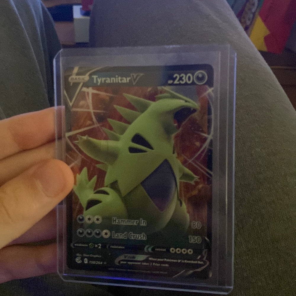 Tyranitar V (Full Art)